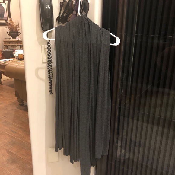 💕Charlotte Russe Open front gray top one-size - Picture 3 of 5